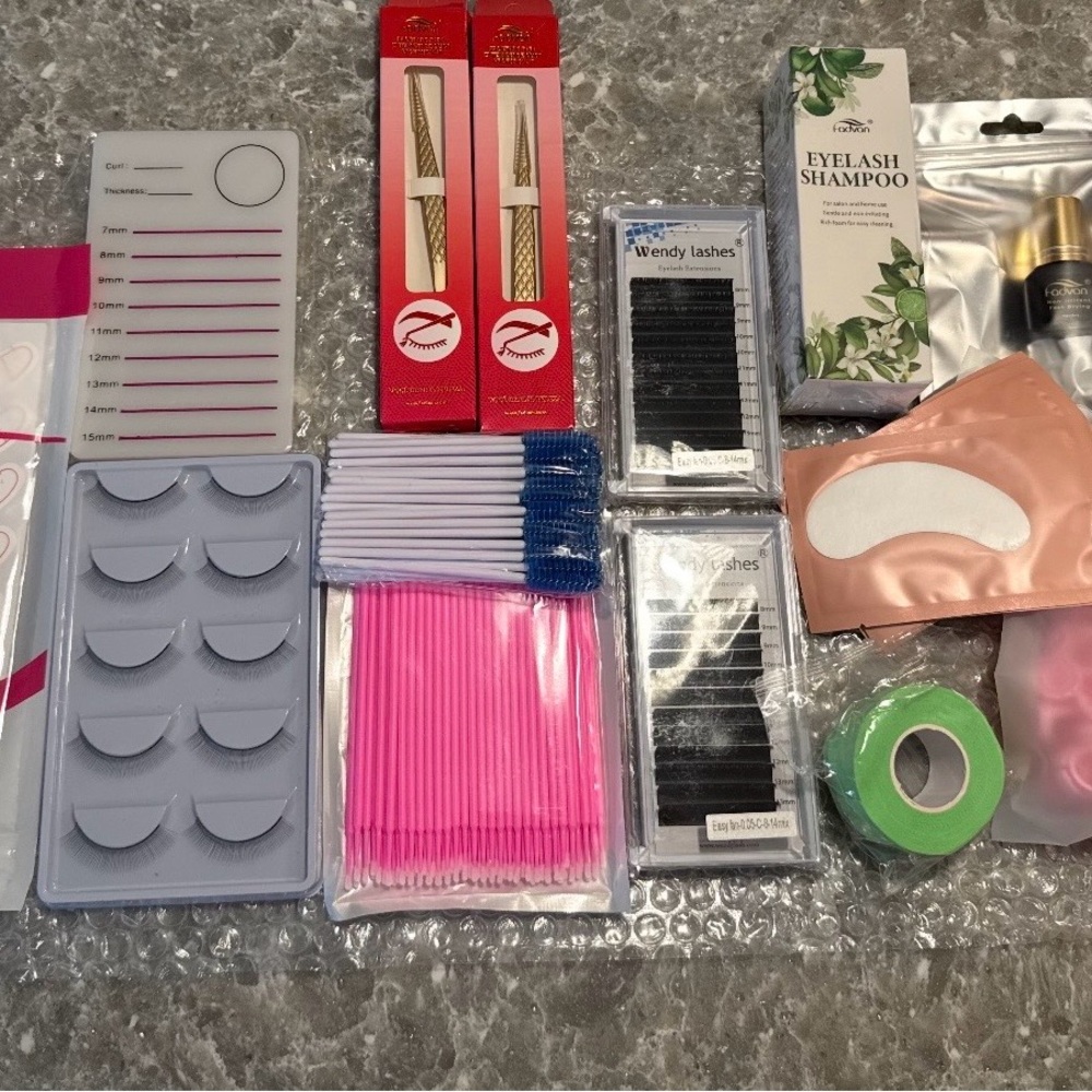 Eyelash Extension Kit with Accessories
